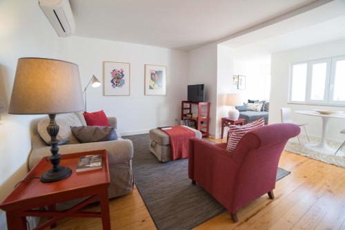 Merces Apartment | Inviting FLH Príncipe Real with Breathtaking Views