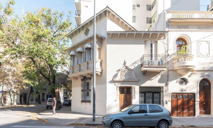 Colegiales Condo | Family-Friendly Fliphaus + Mansion Paz in Belgrano