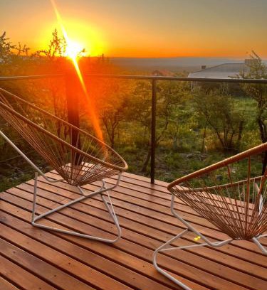 Carpinteria House | Exceptional Flor Silvestre: Family-Friendly with Pool
