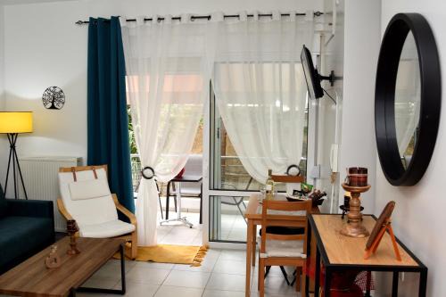 Karystos Apartment | Family-Friendly Stay at Floras House - Rated 9.6/10!