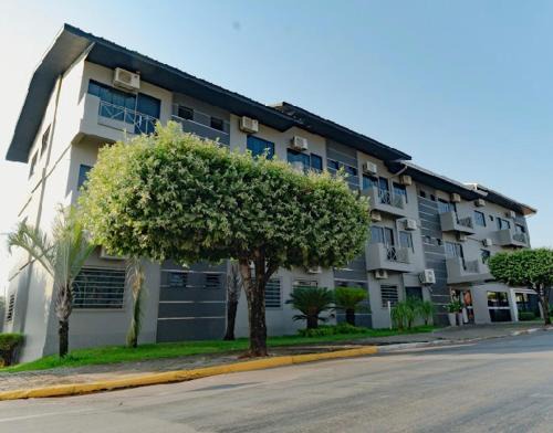 Centro Hotel | Discover FLORENÇA PALACE HOTEL: Pet-Friendly with Pool Access