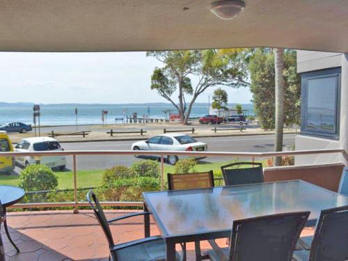 Nelson Bay Apartment | Florentine Hotel: Breathtaking Ocean Views & Pool Access