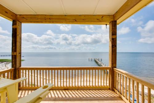 Carrabelle House | Florida Gulf Coast Getaway with Dock and Beach Views