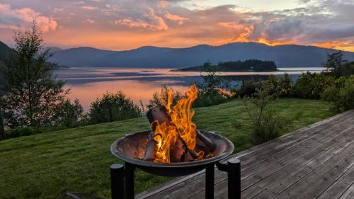 Nesset House | Flott hytte i Vistdal, Romsdal
