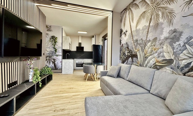 Noja Apartment | Flower Deluxe with Garden 1