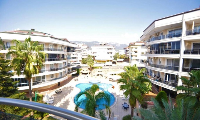 Tosmur Belediyesi Apartment | Guest Rated 10/10: Flower Garden Oba in Alanya Awaits