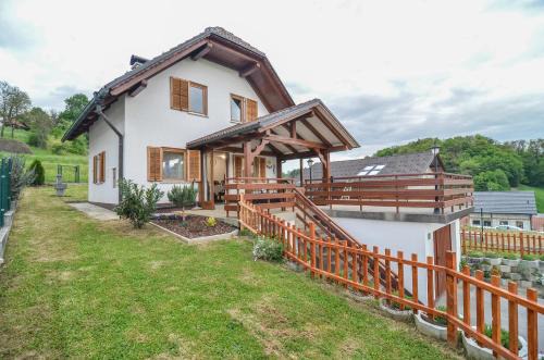 Podcetrtek House | Pet-Friendly Retreat at Flower House Podčetrtek, Rated 9.7