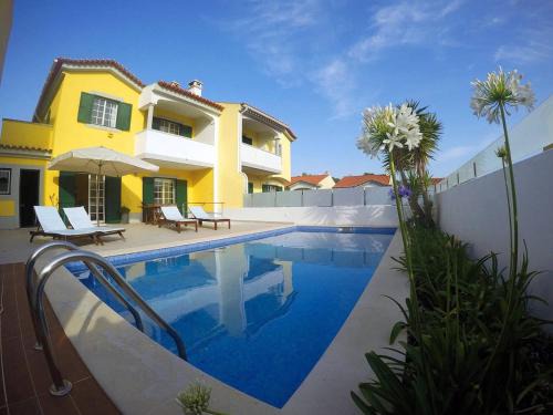 Santa Maria e Sao Miguel House | Elegant Oceanfront Retreat at FlowerHouse - 4-Star Comfort