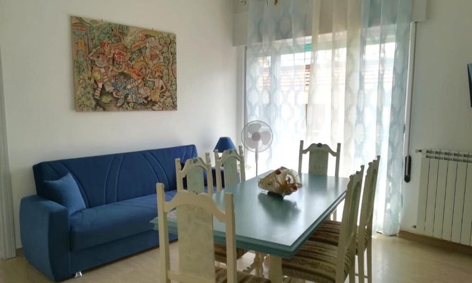 Formia Apartment | Highly Rated Flowers House Umberto with Family-Friendly Amenities