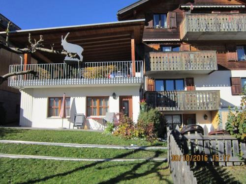 Flims Apartment | Flumina: Cozy Retreat for Up to 4 Guests, Rated 9.4/10