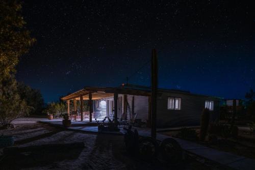 Twentynine Palms House | Relax at Flying Point Homestead with Oceanfront Views