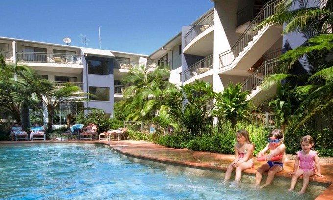 Flynns Beach Apartment | Escape to Flynns Beach Resort: Oceanfront Bliss Awaits