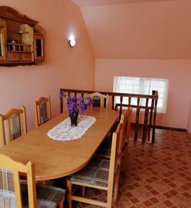 Siculeni House | Pet-Friendly Fodor Vendégház with Ocean View & High Rating