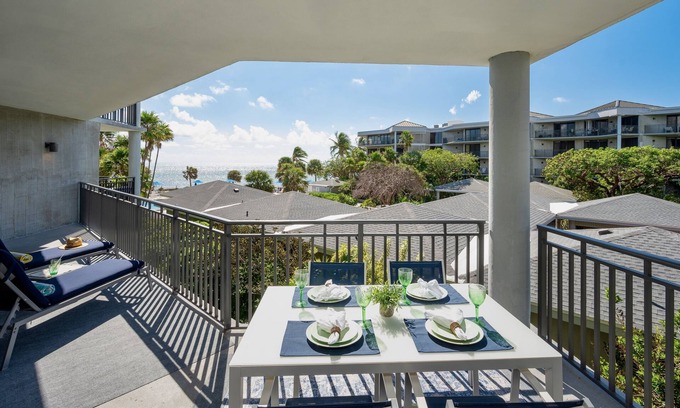 Key West Condo | Experience Oceanfront Bliss at Follow the Sun Condo