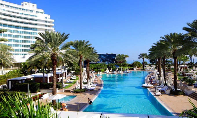 Seybold House | Experience Oceanfront Luxury at Fontainebleau Sorrento Tower