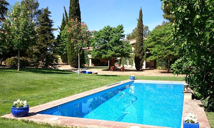 Fontanars dels Alforins Cottage | Top-Rated Fontanars Dels Alforins Villa with Private Pool