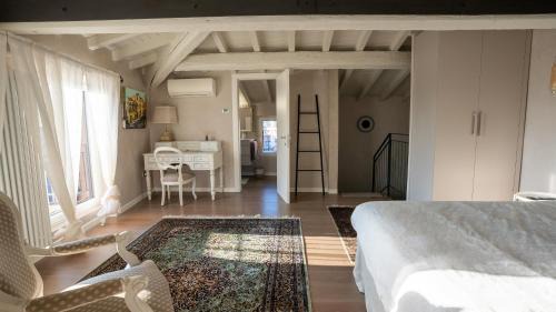 Citta Antica Apartment | Scenic Fontanelle Apartment with Breathtaking Views