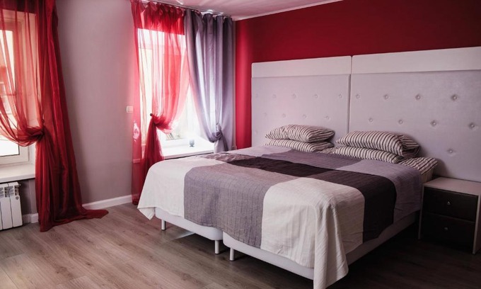 Nevsky Prospekt Apartment | Experience Fontanka 40: Pet-Friendly Stay with Breakfast