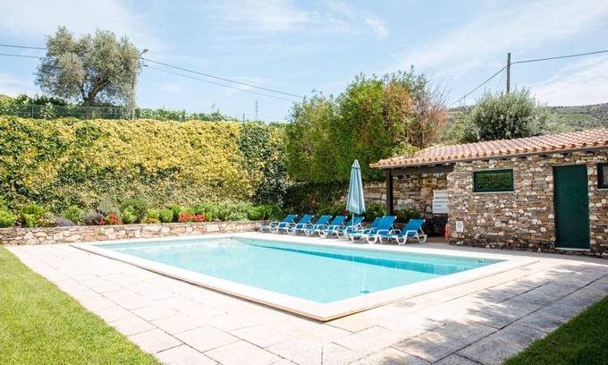 Valdigem House | Experience Fonte dos Pepes with Private Pool & Kitchen