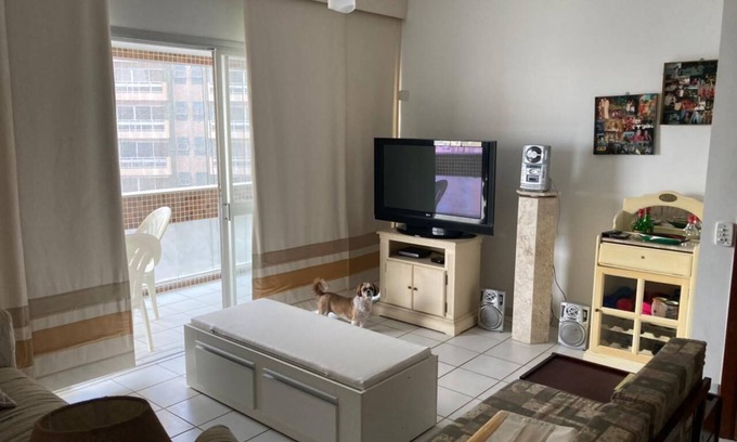 Morro do Maluf Apartment | Beachfront Getaway: Pet-Friendly Apartment with Pool Access