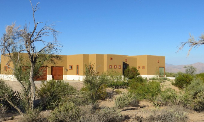 Troon North House | Serene Foothills Escape: Breathtaking Desert & Peak Views