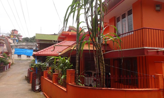 Stuart Hill House | Enjoy a Delightful Stay with Breakfast in Coorg