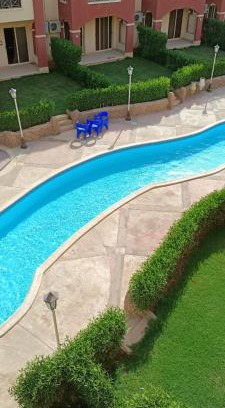 Suez Apartment | Family Retreat شاليه: Pet-Friendly with Pool for Everyone