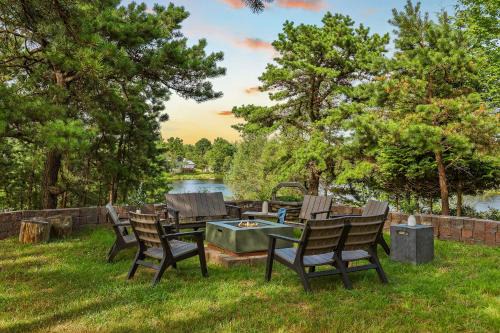 Long Pond House | Lakefront Retreat with Hot Tub & Pool - Guest Rated 10/10