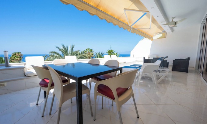 Marazul House | Oceanfront Retreat: A Dream for Sea Lovers & Families