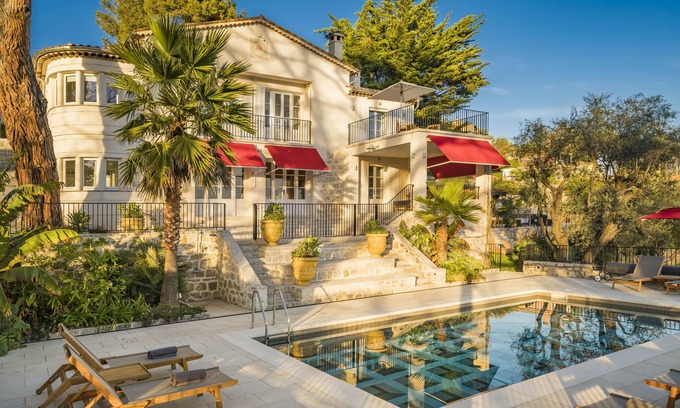 Vence Villa | Find Tranquility and Ocean Views at Our Serene Retreat
