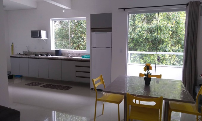 Ingleses do Rio Vermelho Apartment | Oceanfront Apartment for Rent in Beautiful Floripa