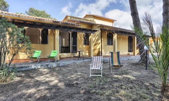 Madonna delle Grazie Apartment | Relaxing Oceanfront Retreat at Villa Artistica - Apartment 3