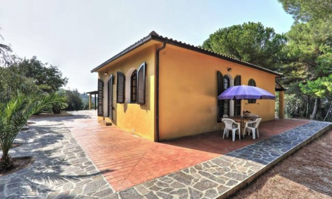 Madonna delle Grazie Apartment | Relaxing Oceanfront Getaway at Villa Artistica Apartment 2