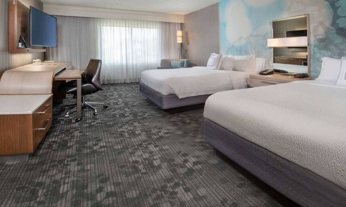 Bethlehem Hotel | Family-Friendly Retreat: Four Modern Units with Pool Access