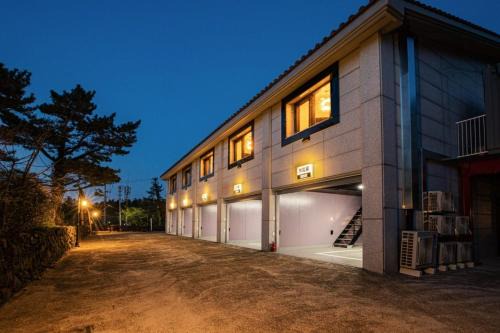 Aewol Hotel | Eco-Friendly Comfort at For You Self Service Motel