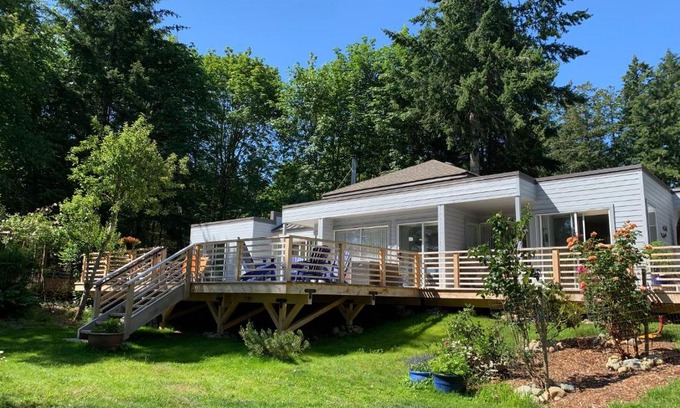 Courtenay Apartment | Oceanfront Forest by the Sea Rentals: Guest Rated 9.9/10