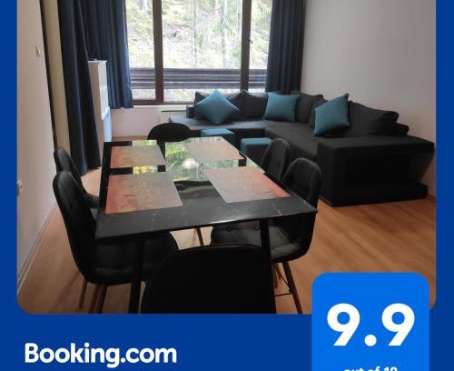 Pamporovo Apartment | Relaxing Forest Dream Apartment with Hot Tub & Breakfast