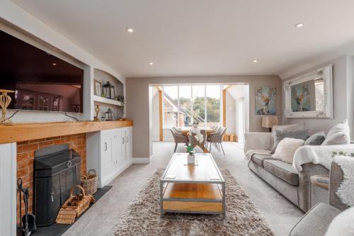 Alderholt House | Forest Edge by Grandeur Property
