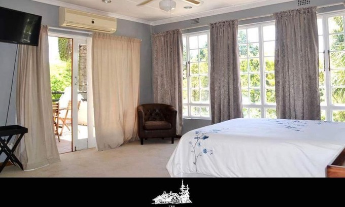UMuziwabantu Bed & Breakfast | Cozy Forest House B&B with Pool and Family Amenities
