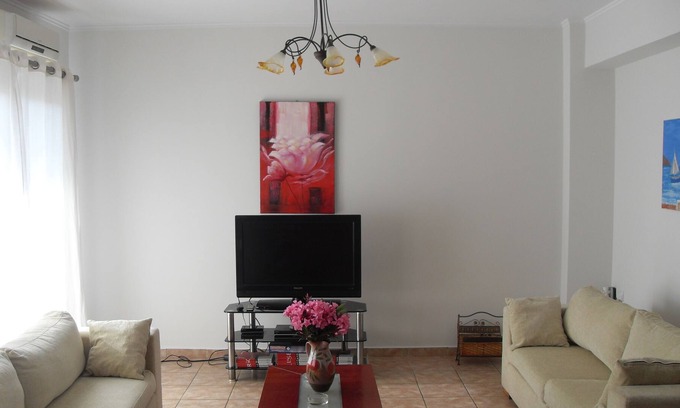 Argostoli Town Apartment | Inviting Forest House Retreat in Argostoli with Pool