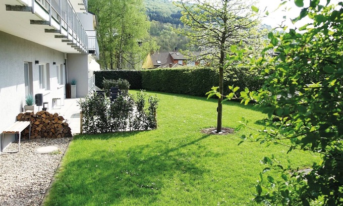 Bollendorf House | Forest-view Apartment in Bollendorf with Large Balcony