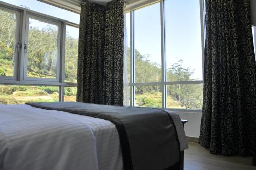 Nuwara Eliya Cabin | Relaxing Forest View Lodge with Family-Friendly Amenities