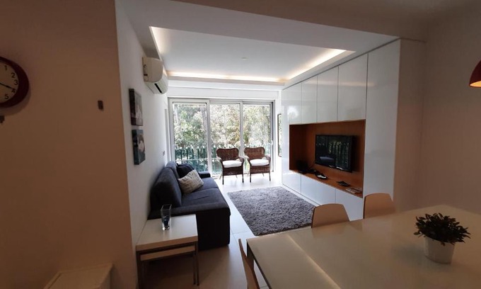 Sao Domingos de Benfica Apartment | Family-Friendly Forest View Hotel with Great Guest Ratings