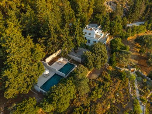 Zia Villa | Forest View Villas: 4-Star Retreat with Hot Tub & Family Fun