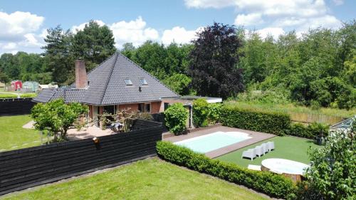 Zeewolde Villa | Eco-Friendly Forest Villa with Pool & Wellness Retreat