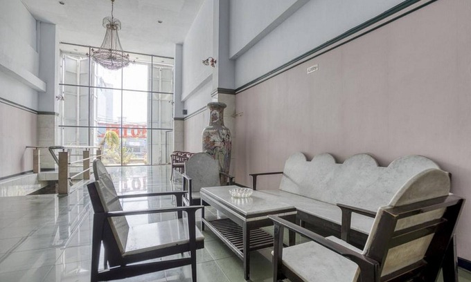 Chinatown House | Budget-Friendly Stay Near Jakarta Kota Station for Families