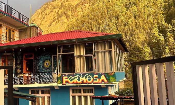 Kasol Villa | Formosa Offbeat Art House Kasol wit best view &vibes