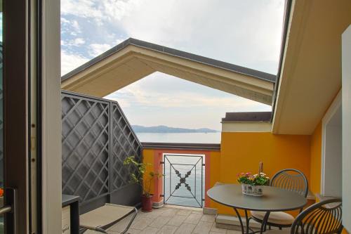 Cissano Apartment | Family-Friendly Fornaci 2 on Lake Maggiore - 4 Stars!