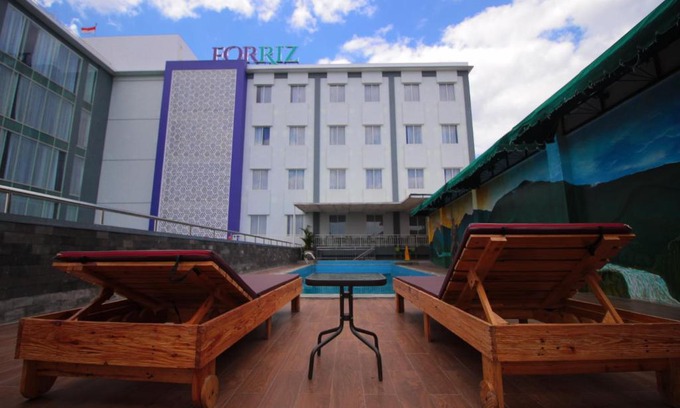 Central Yogyakarta Hotel | Discover Forriz Hotel Yogyakarta: 4-Star Family-Friendly Stay