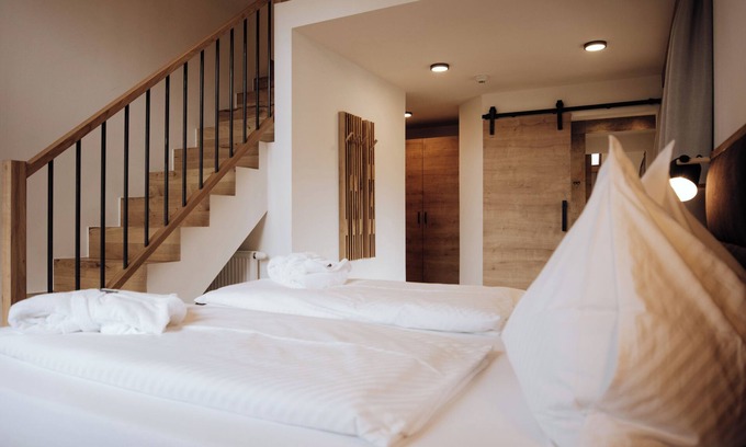 Forstau Hotel | Relax at Forstauerwirt: Pool, Spa & Family-Friendly Fun